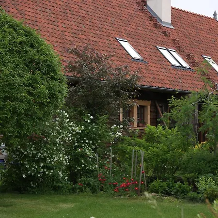 ベッド・アンド・ブレックファスト Stara Szkola Architekci *
