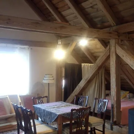 ベッド・アンド・ブレックファスト Stara Szkola Architekci Jagodne Wielkie