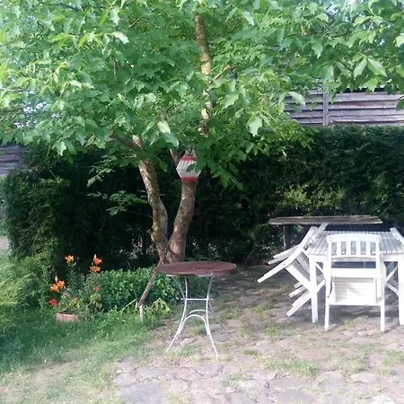 Stara Szkola Architekci * Jagodne Wielkie